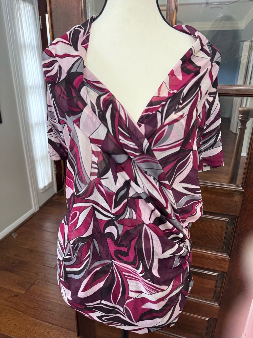 Karen Kane Floral Draped Cowl Neck Ruched Top Size L
